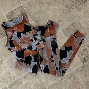 JoyLab Grey + Orange Floral Set Leggings + Crop